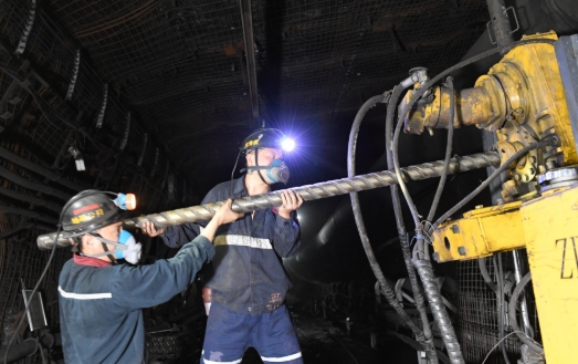 十五五开局启新程 攻坚奋进创佳绩